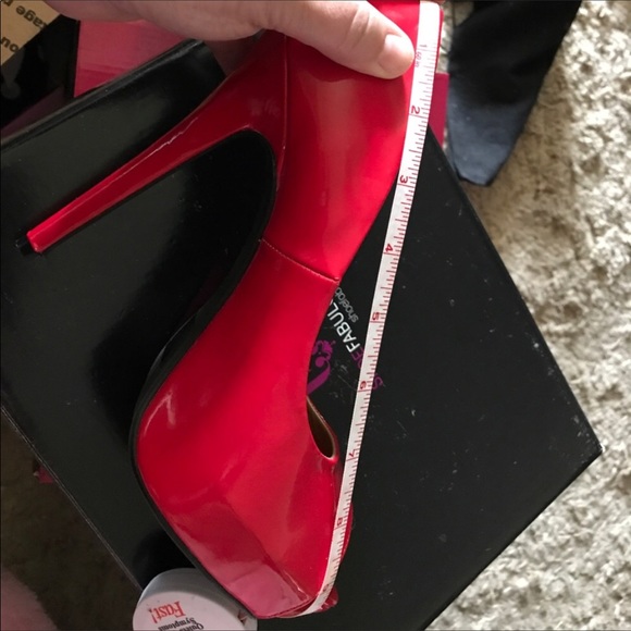 BNWOT never worn Cherry 🍒 Red Sexy Heels! - Picture 6 of 6